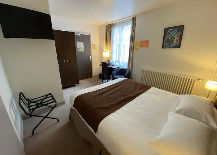 Hotel De Montaulbain