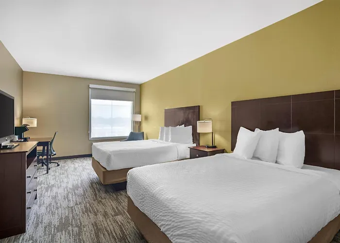 Best Western Plus Chalmette Hotel