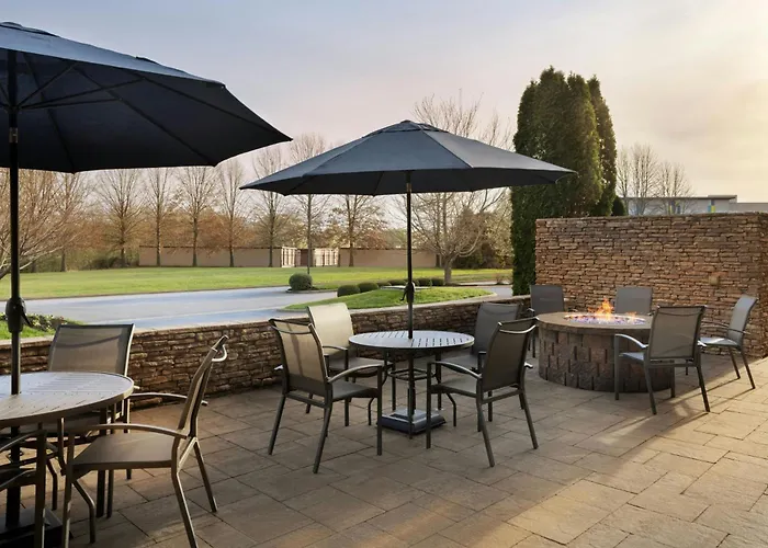 Fairfield Inn & Suites By Marriott Bowling Green