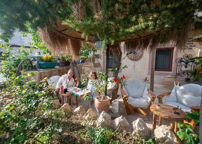 Aysel Inn House