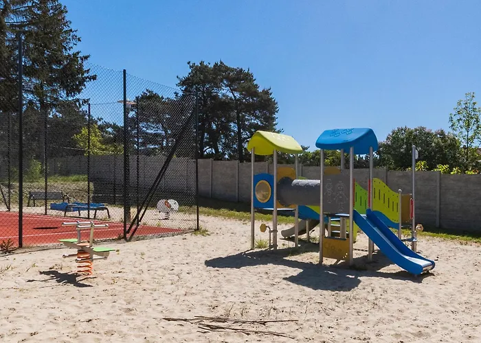 Flatbook Rodzinne Apartamenty Jantar Resort Z Parkingiem, Placem Zabaw I Wiata Grillowa