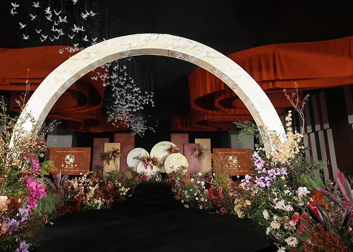 Grand Mercure Yichang Waitan