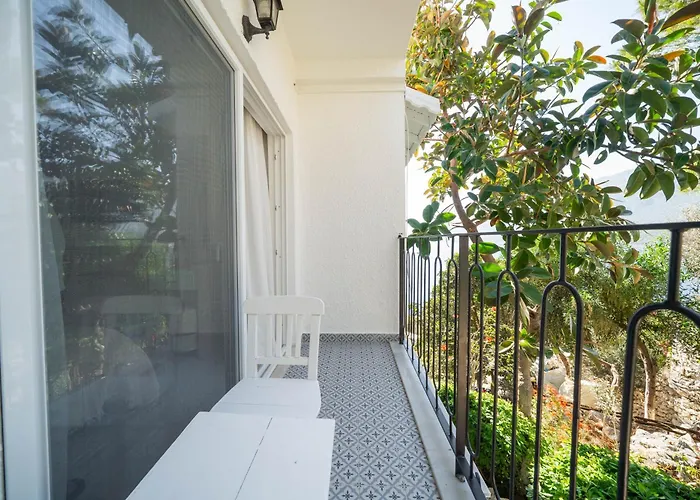 Arpia Hotel