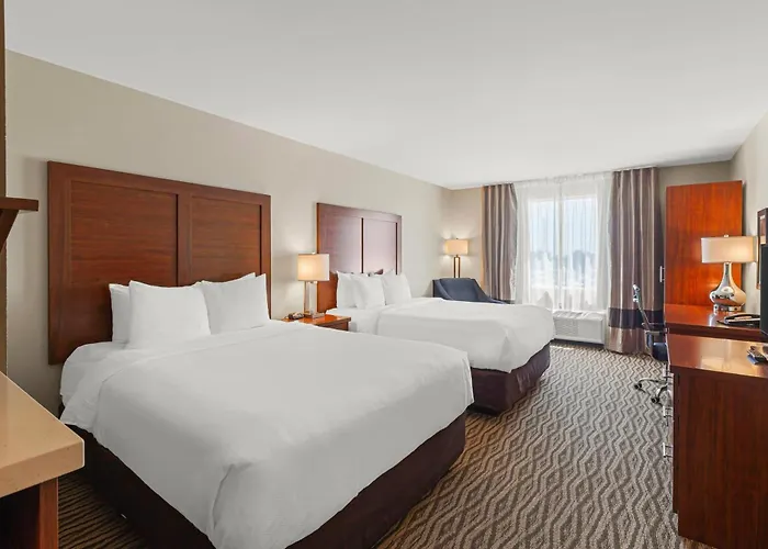 Comfort Inn & Suites