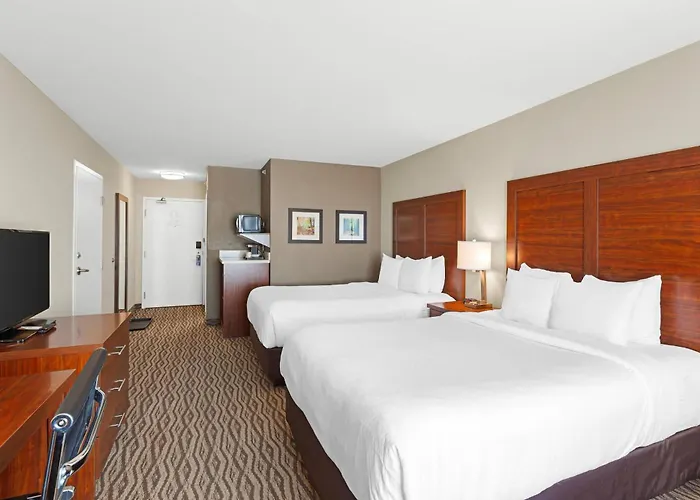 Comfort Inn & Suites