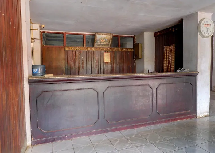 Oyo 92748 Hotel Tepian Batang Hari