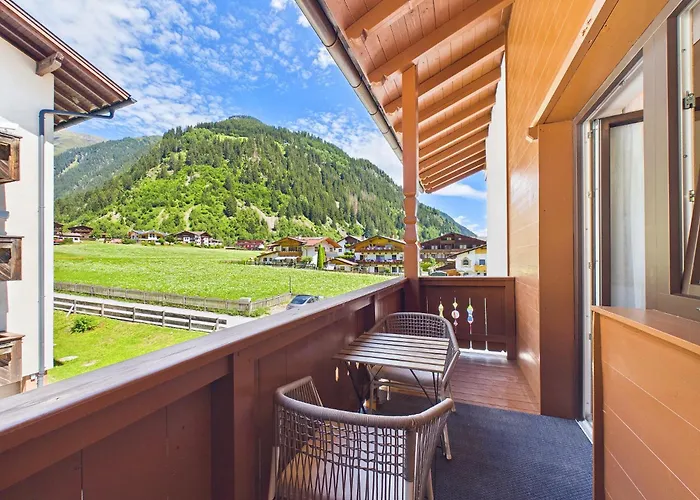 Luma Stubai Aparthotel - Skibus Zum Gletscher Direkt Vor Der Tuer