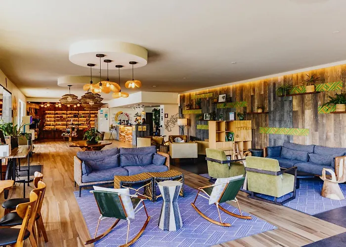 Scp Hilo Hotel