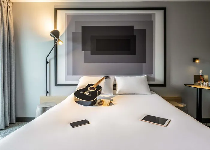 Ibis Issoire