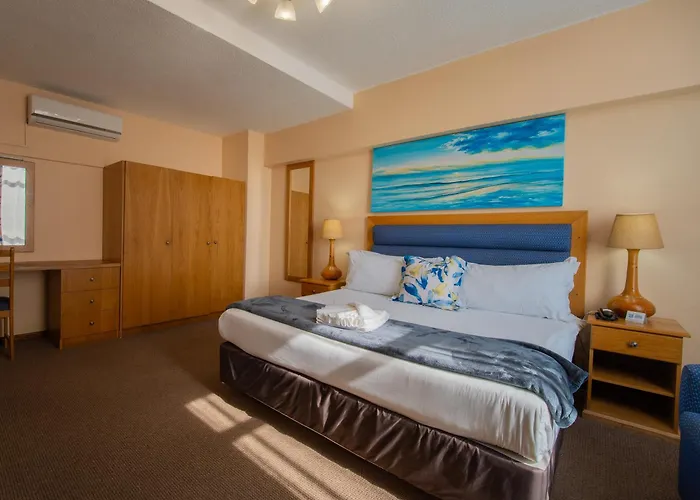 Gooderson Tropicana Hotel
