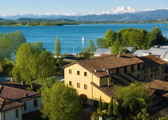 Hotel Ristorante Vecchia Riva