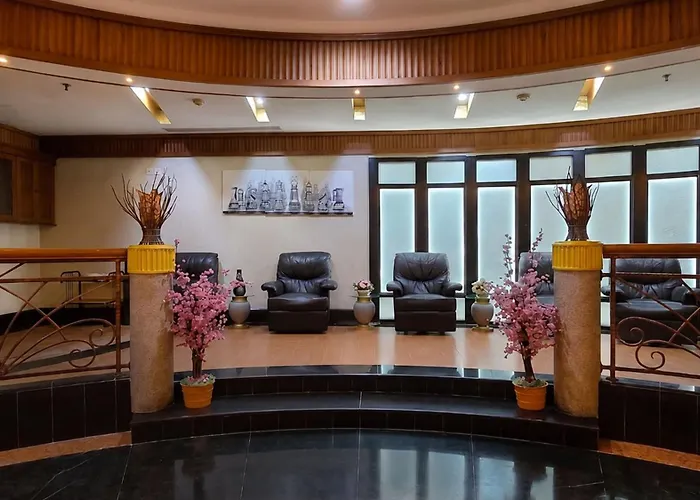 Sunlake Waterfront Resort & Convention