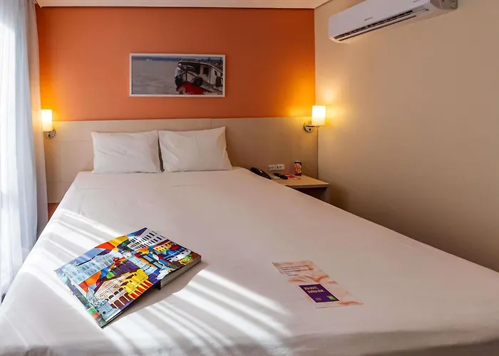 Ibis Styles Belem Batista Campos Hotel