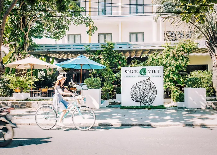ÊMM Hotel Hội An