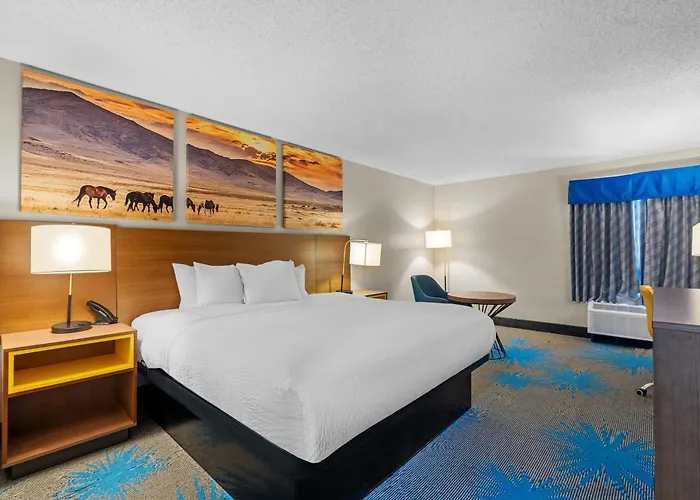 Days Inn & Suites By Wyndham Ridgeland