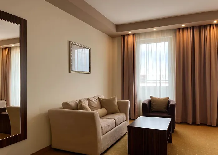 Hotel Monogram Park