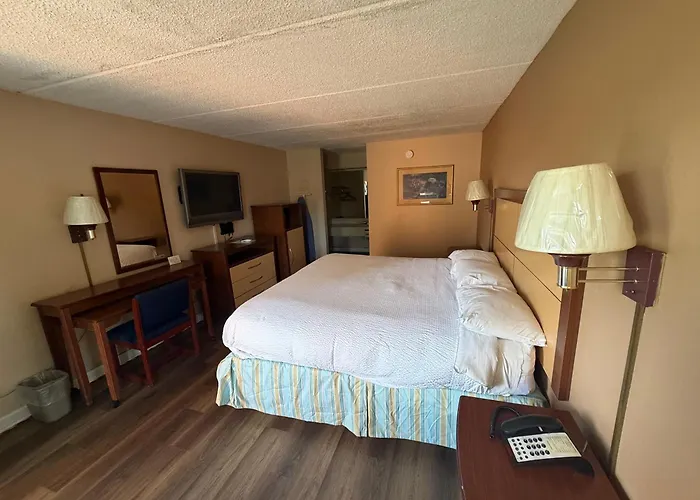 Camilla Inn&Suites