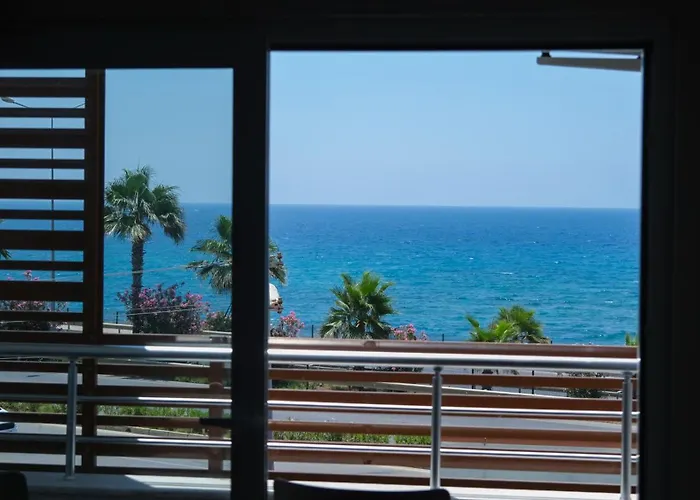 Azak Blue Otel