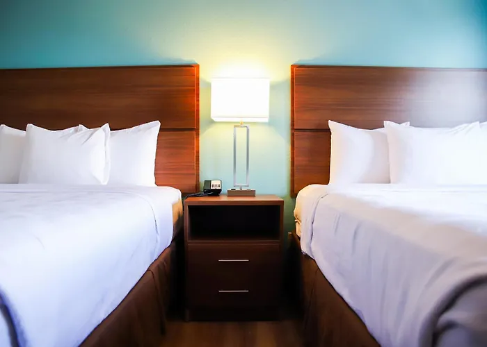 Mainstay Suites Chicago Hillside