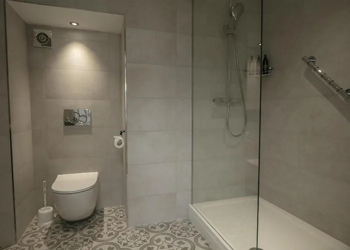 Best Western Moores Central Hotel
