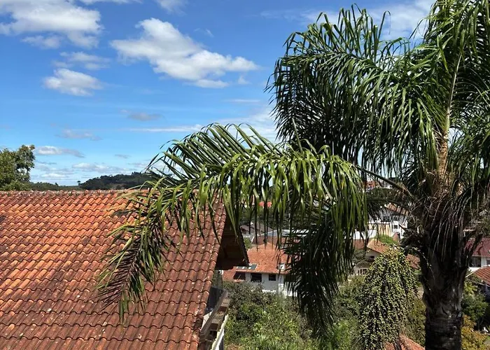 Hospedaria Gãstehaus Enzian Treze Tílias