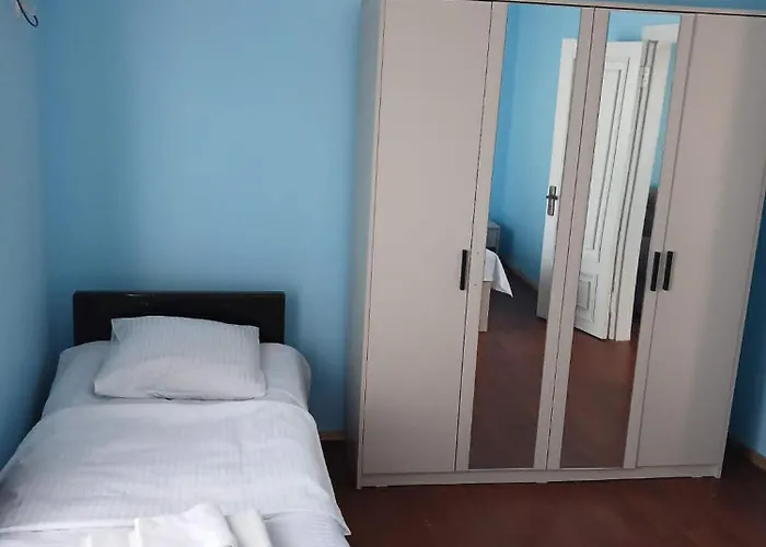 Cactus Hotel