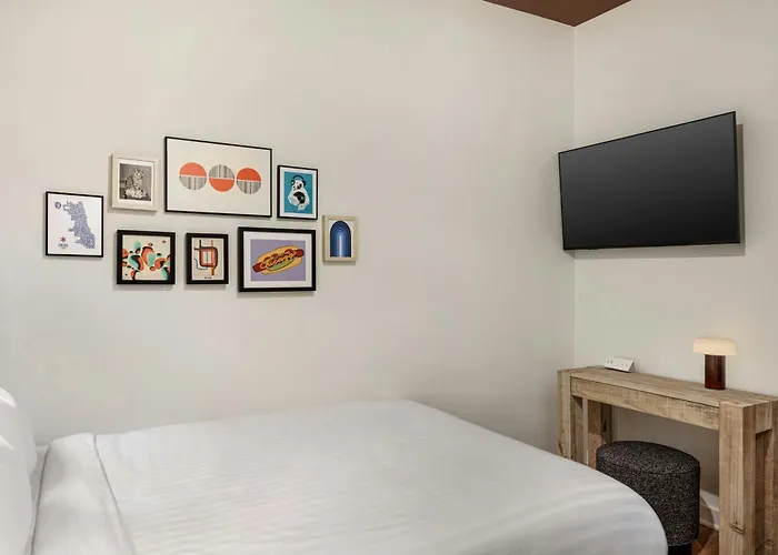 Found Hotels, Chicago, Series By Marriott