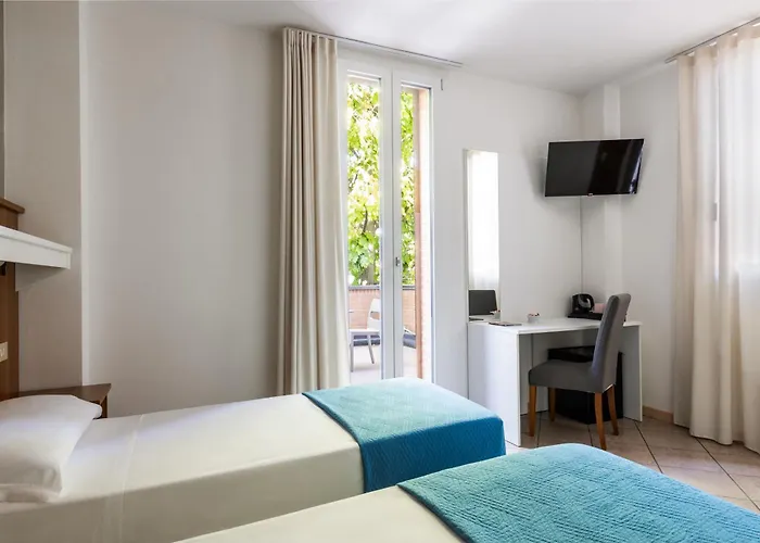 Hotel Emi Lippo