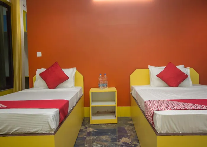 Collection O Relax Hotel