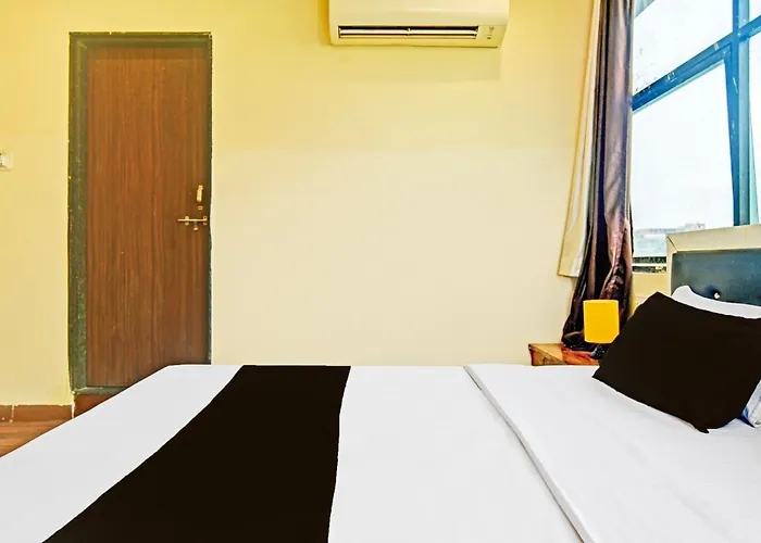 Hotel O Shree Raj Palace
