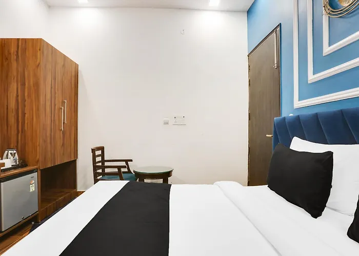 Hotel O Royal Guest House