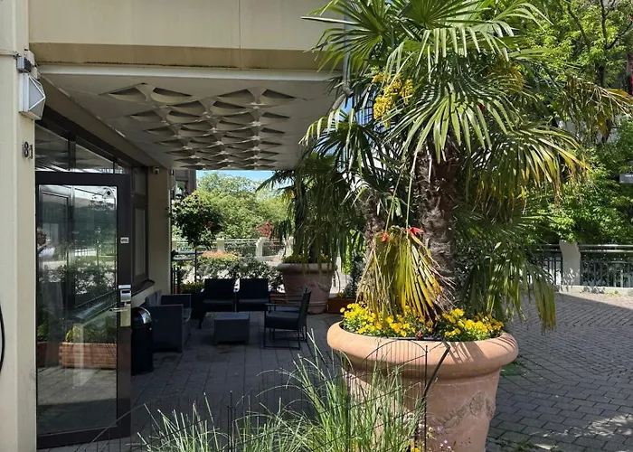 Hotel Regina Suites