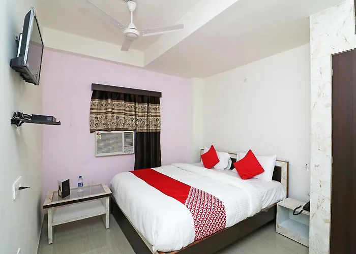 Hotel O Red Inn