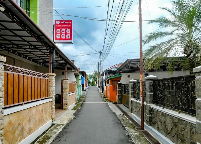 Reddoorz At Syariah House Purwokerto
