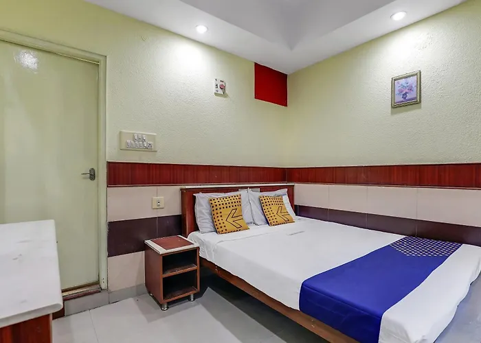 Spot On 77468 Kunkumam Residency