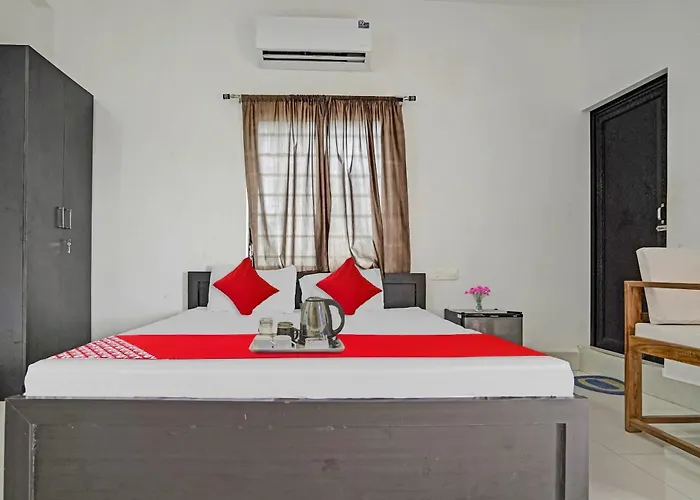 Hotel O Rabi Niwas