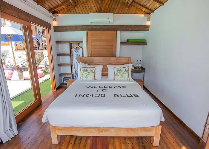 Indigo Blue Ceningan