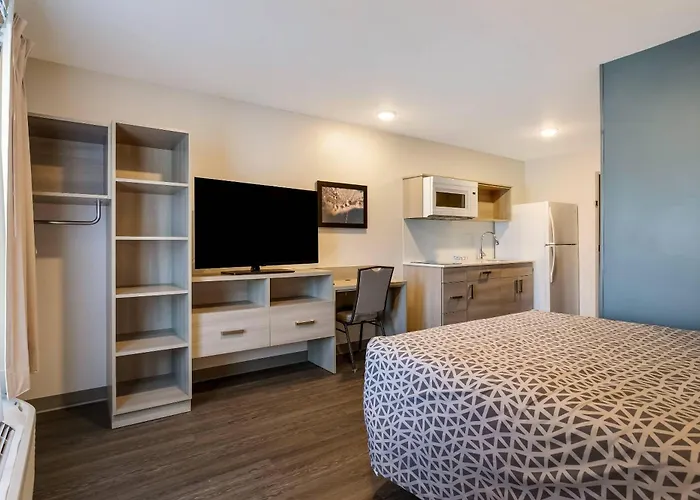 Woodspring Suites Knoxville West