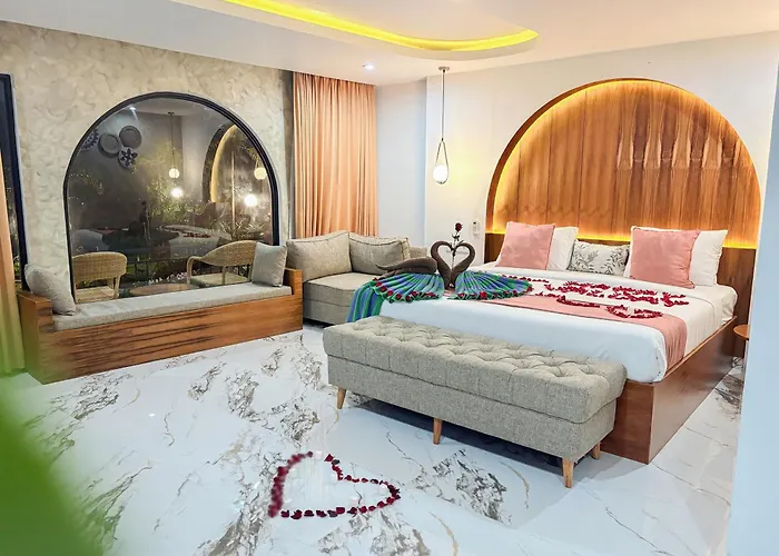 Caldera Hotel & Restaurant