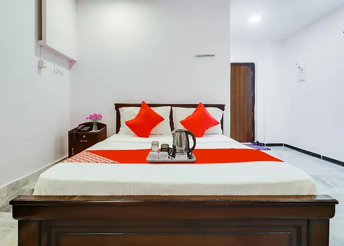Hotel O Lahari Luxorious Rooms