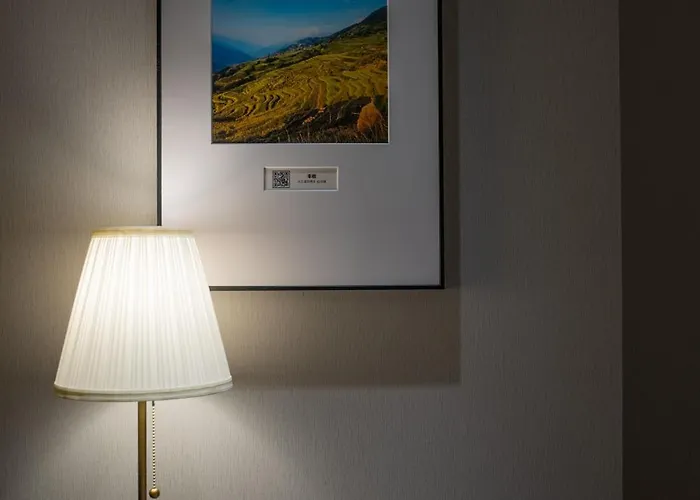 Atour Light Hotel Guiyang Fountain