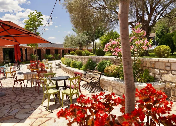 Rozafa Fish City Hotel
