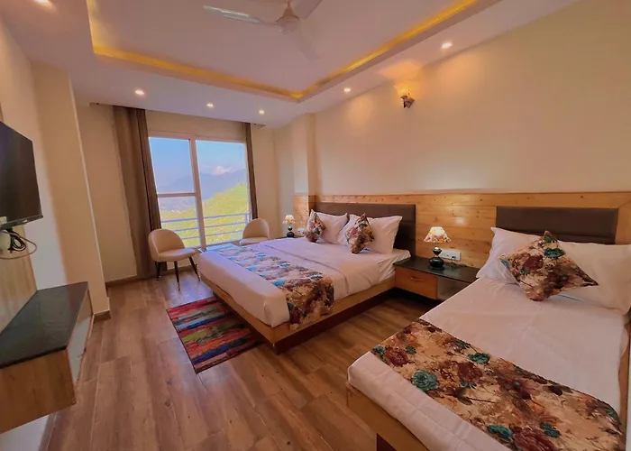 Himalayan River Mountain View 2 Bedrooms Cottage, Manali