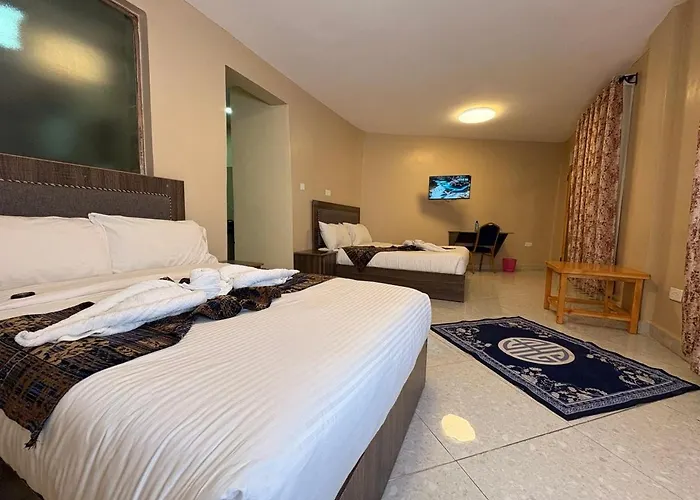 Clavina Hotel