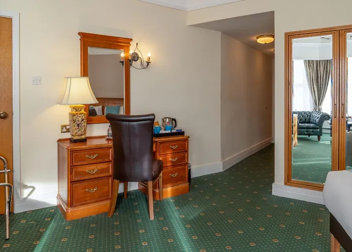 Royal Bath Hotel Bornemouth