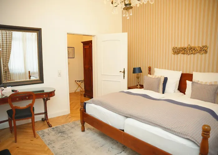 Boutique Hotel Windsor - The Charming City Hotels