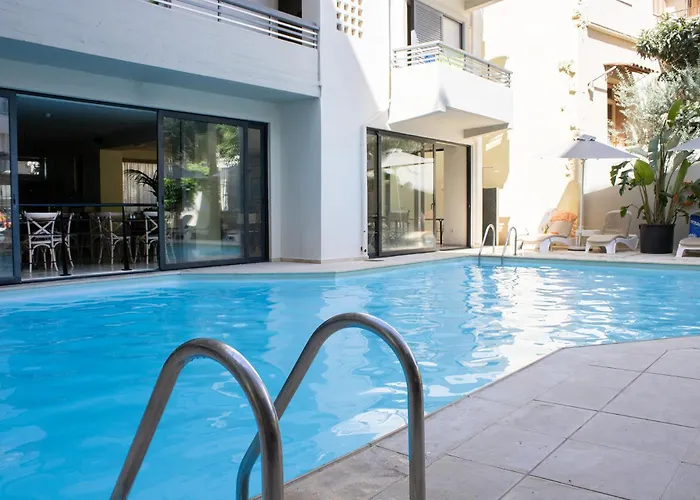Jason Hotel Apartments