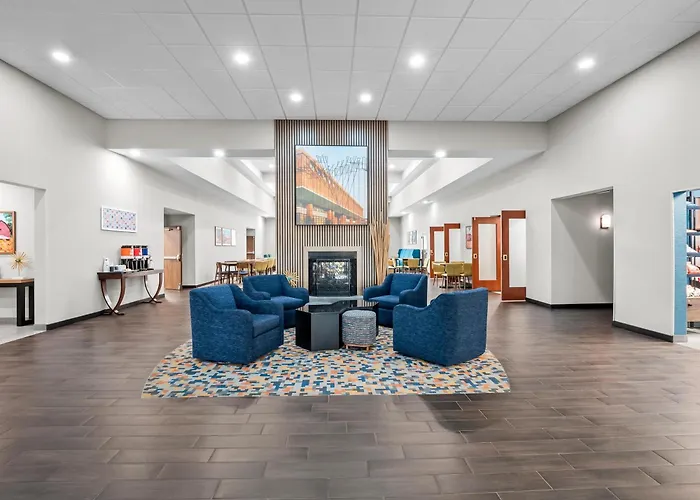 Hampton Inn & Suites East Lansing