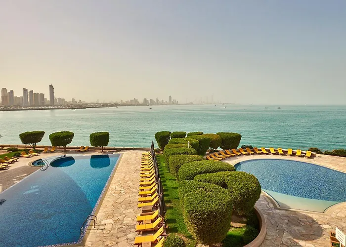 Marina Hotel