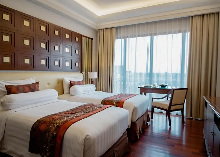 The Sunan Hotel Solo